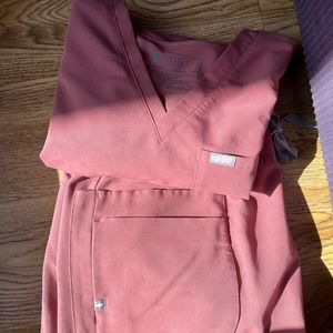 Figs Scrubs (mauve)